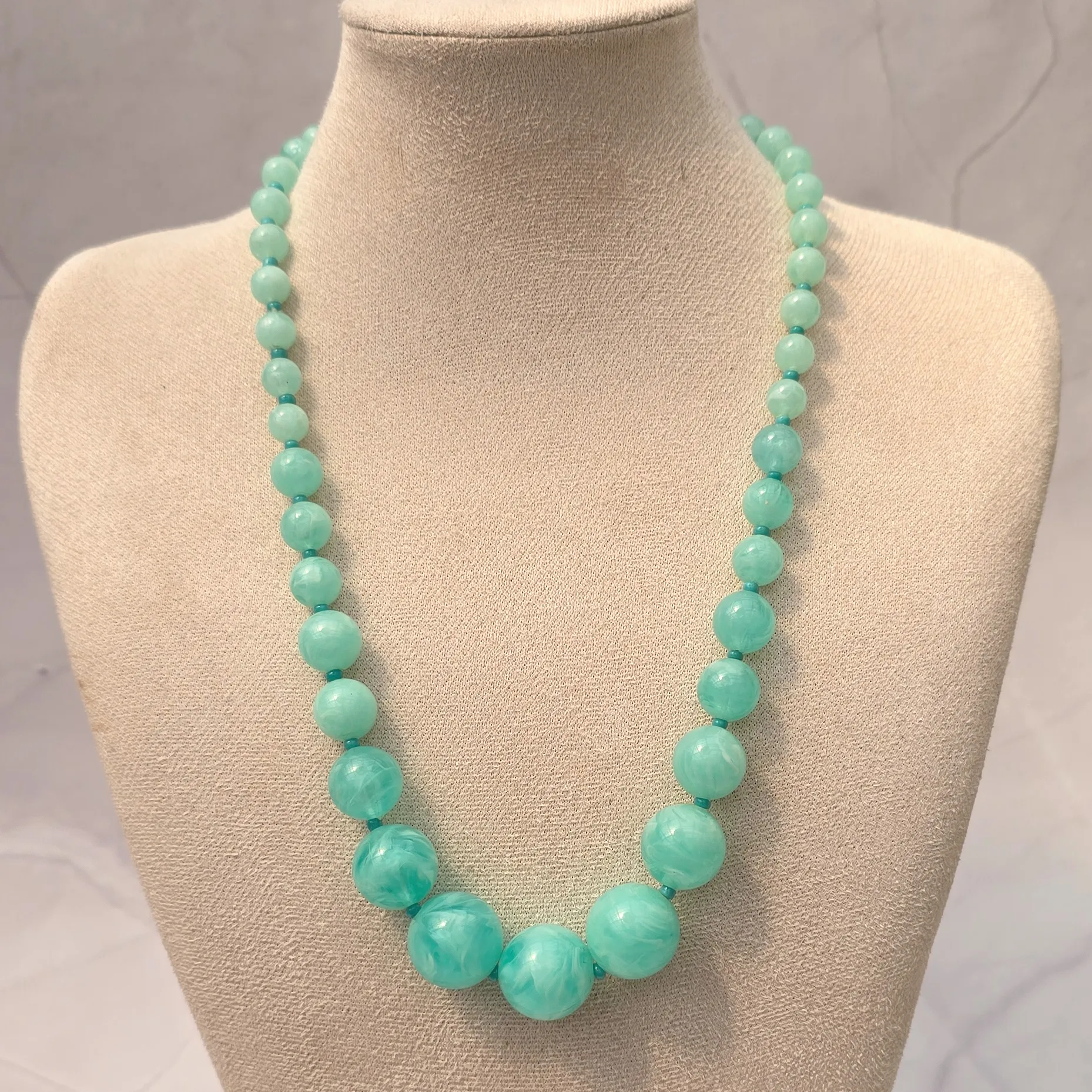 Vintage ketting Lichtgroen